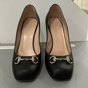 Gucci horsebit leather pump